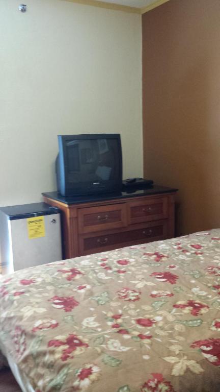 Hostal El Capitan *